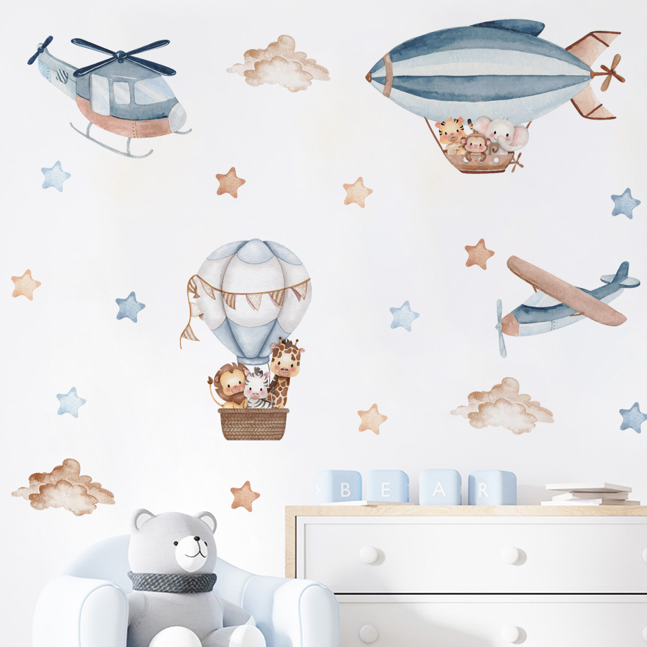 Baby Nursery Needs - ملصقات حائط على شكل حيوانات بألوان