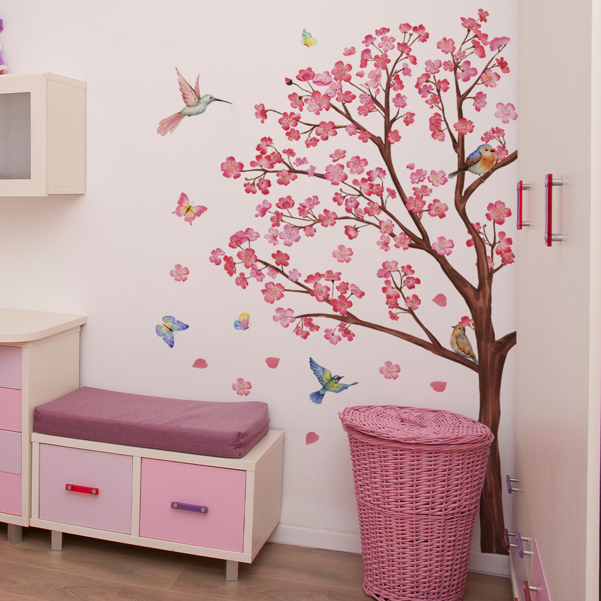 ملصقات حائط على شكل زهرة الطيو - مراجعة Baby Nursery Needs وسعره